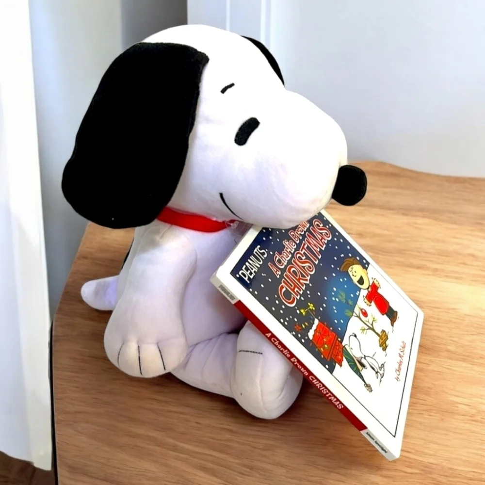 Vintage The Peanuts A Charlie Brown Xmas Book and Snoopy Stuffed Animal